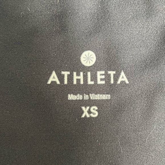Athleta Leggings with Pockets - Picture 4 of 6